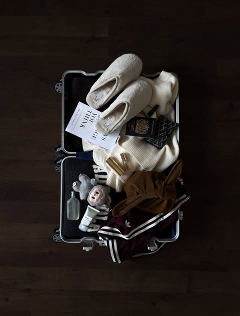 ICONIC ALUMINIUM - SILVER TRAVEL SET